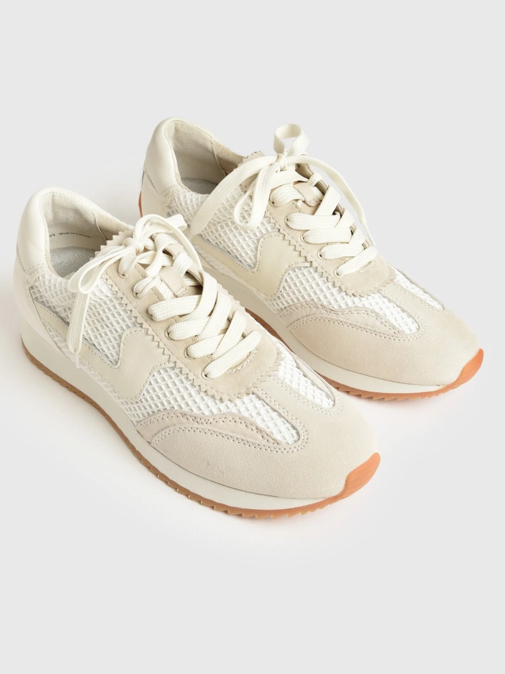 Dolce Vita
BNTCD Mesh Sneakers Color: WHITE WOVEN MESH women 7.5 NEW